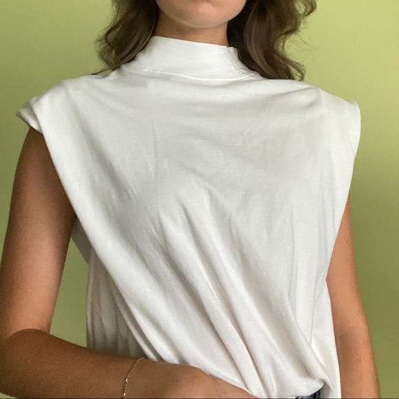 Brandy Melville top - Picture 5 of 5